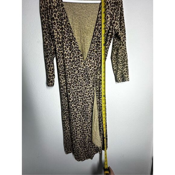 BCBG Maxazria Bohemian Cheetah Print Wrap Dress Size M - Picture 4 of 16